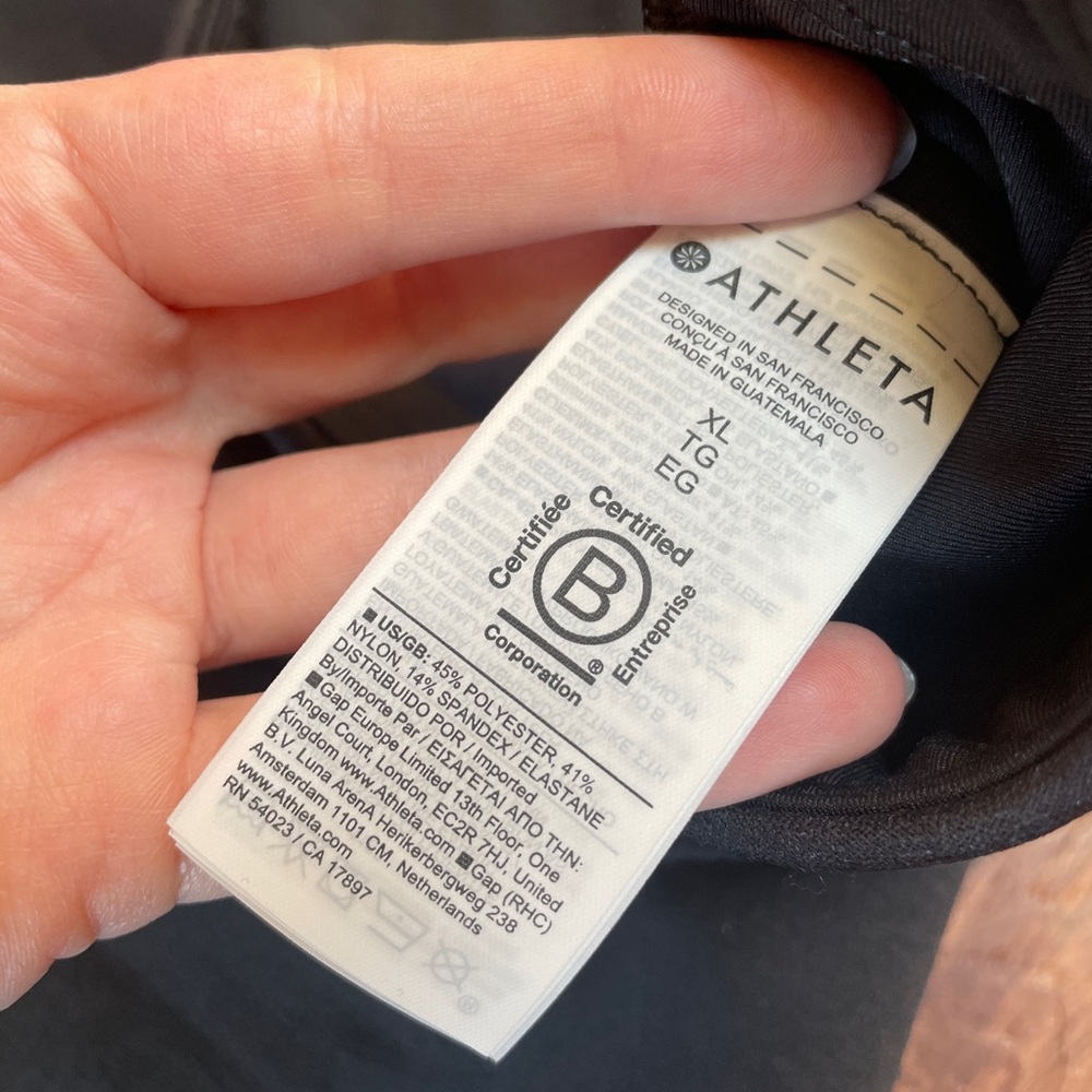 Athleta Altitude Edge Pants Size XL Black Fleece Lined Straight Leg Pocket Soft# - Picture 6 of 8